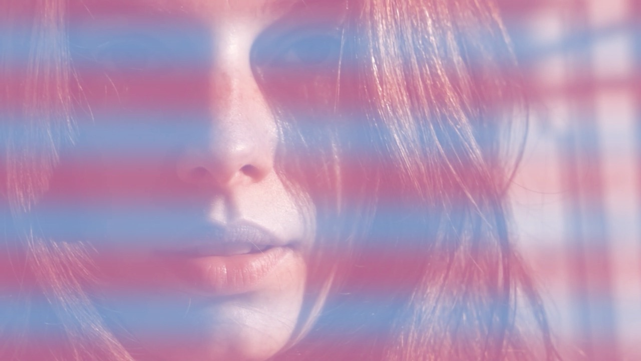 The Color Gradient effect applied to the reference frame